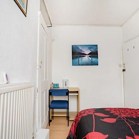 Homestay Near Tottenham Hotspur Stadium London Luaran gambar